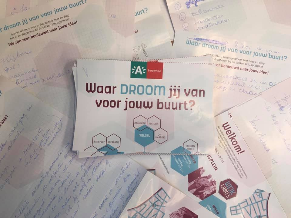 Foto van droom-formulieren tijdens het participatietraject voor het Wijklabo Moorkensplein Foto van droom-formulieren tijdens het participatietraject voor het Wijklabo Moorkensplein